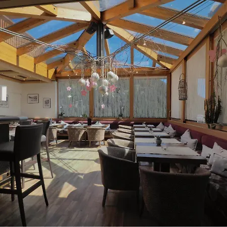 Hotel Boutique Mittagspitze Superior 4*