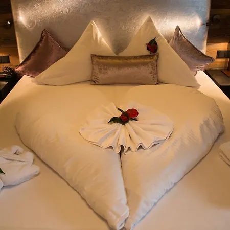Boutique Mittagspitze Superior Hotel Damuels