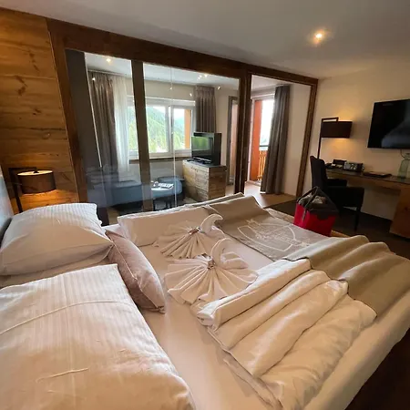 Hotel Boutique Mittagspitze Superior 4*