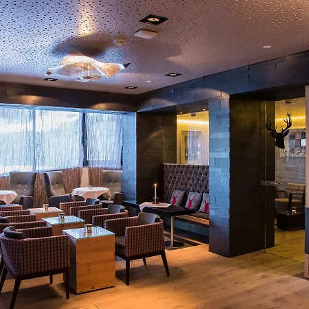 Hotel Boutique Mittagspitze Superior 4*