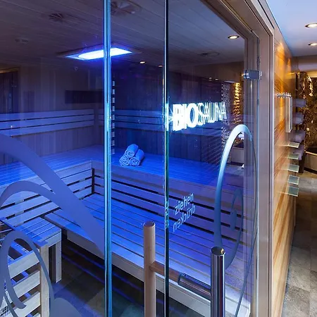 Hotel Boutique Mittagspitze Superior 4*